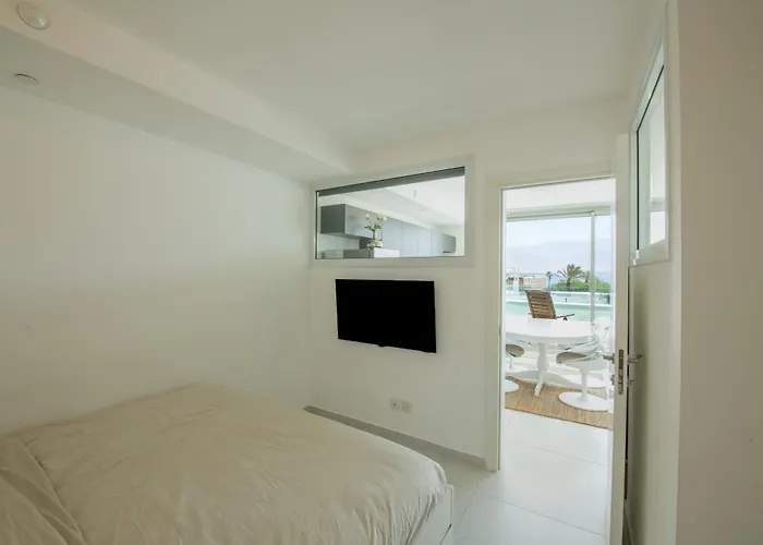 Sea Side Dream-Amazing Sea View Best Location In Town